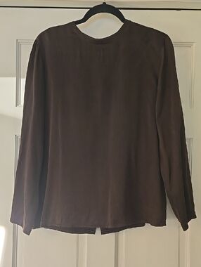 Ellen Tracy 100% Silk Brown Long Sleeve Crewneck Blouse